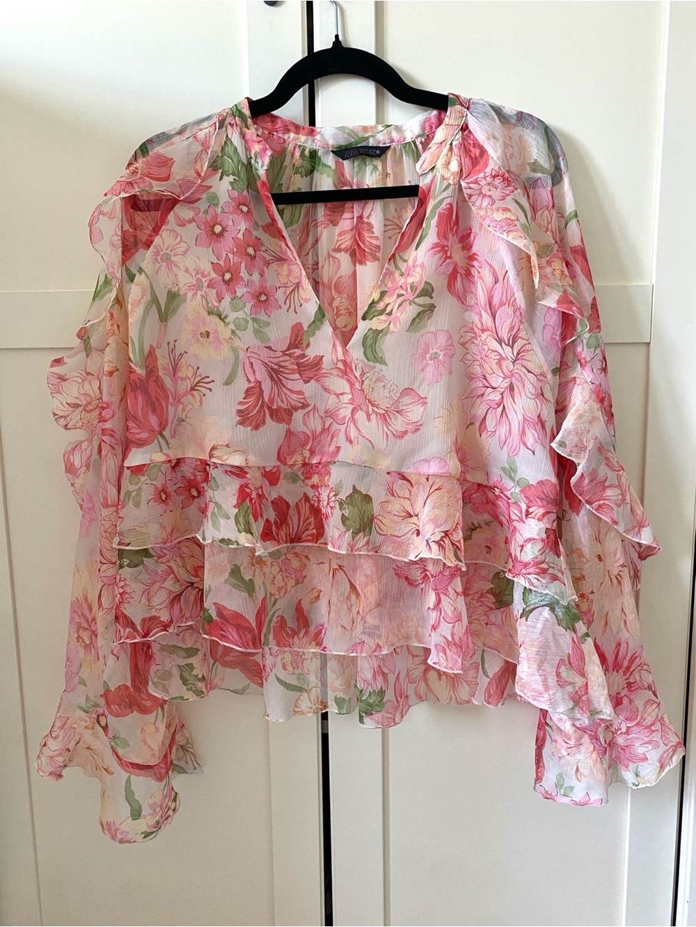 Zara Pink and Green Floral Printed Flowy Blouse with Romantic Ruffle Details XL - Picture 2 of 11